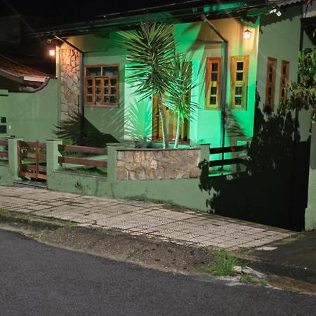 Casa Proximo Ao Centro Agradavel E Inteligente Villa Pocos de Caldas Exterior photo